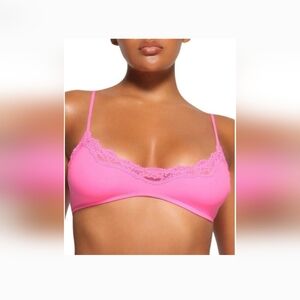 SKIMS Fits Everybody Lace Trim Scoop Neck Bralette